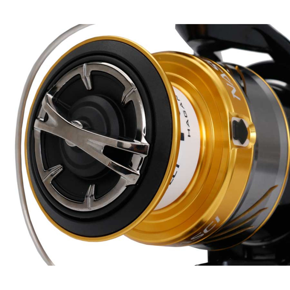 Катушка Shimano Nasci C3000 FB 4+1BB