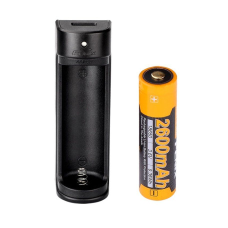 Зарядное устройство Fenix ARE-X1 + аккумулятор Fenix ARB-L18-2600